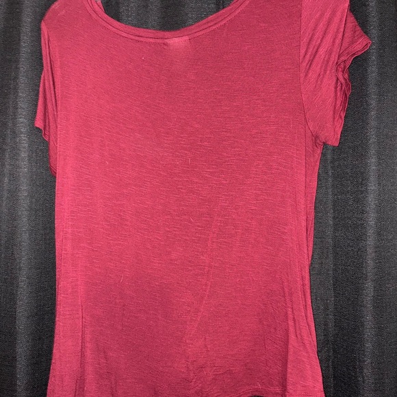 Mossimo Supply Co. Berry Short Sleeve Knot Top - Picture 2 of 3